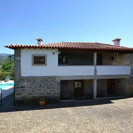 Casa Dos Cavaleiros Com Piscina Privada Holiday home Ponte de Lima